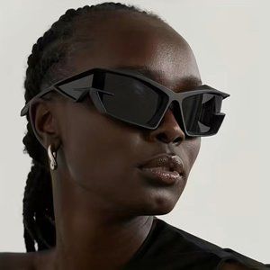 Futuristic Y2K Wrap Around Sunglasses: Stand Out in Style with UV400 Protection!